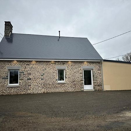Gite De Monthardrou Le Beny-Bocage Exterior foto